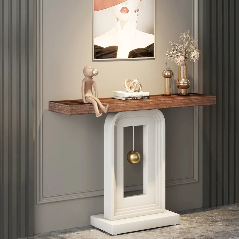 Console étroite de 99 cm avec base géométrique dorée et plateau en faux marbre