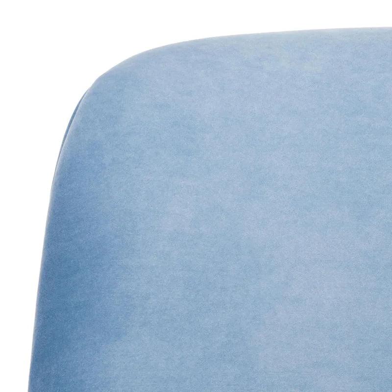 Fauteuil d'appoint en velours Mid-Century avec pieds en noyer - 68,6 cm L x 78,7 cm P x 91,4 cm H
